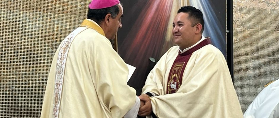Toma posesión Administrador Parroquial en el Mezquitillo en San Francisco del Rincón